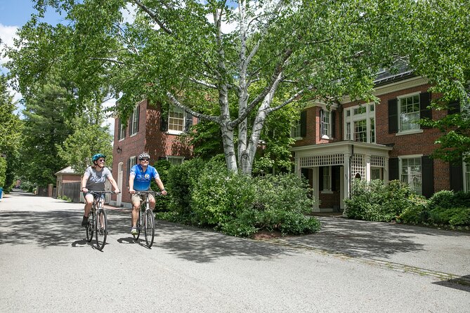 Portland Maine City and Lighthouse EBike Tour Review - Guide Expertise