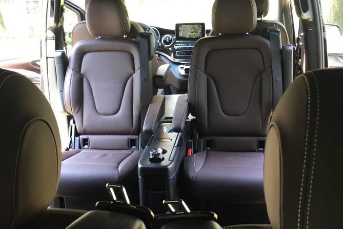 Private Airport Transfer Mercedes V 250 for 6 Passengers - Pricing Details