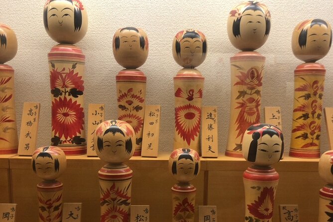 Private Aomori Handicraft Making Experience Tour - Lantern Making Experience