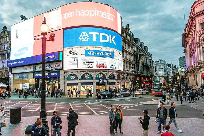 Private Audio Guided Walking Tour in London - Exploring Londons Landmarks