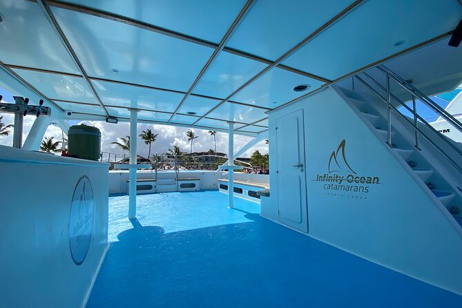 Private Boat Snorkeling and Swim With Shark and Stingray - Booking Process