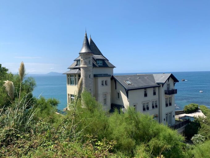 Private Day Trip to the French Basque Country - Savoring Local Gastronomy