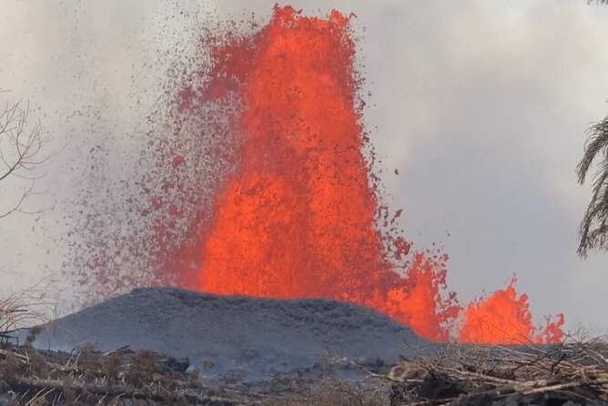 Private Electric Bike Tour With Lava Hike in PāHoa - Explore the Lava Landscape