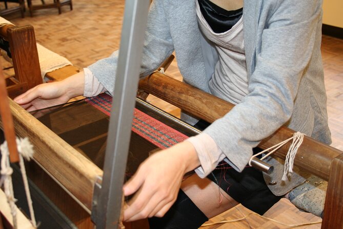 Private Experience of Weaving Oshima Tsumugi Textiles - Accessibility and Participation