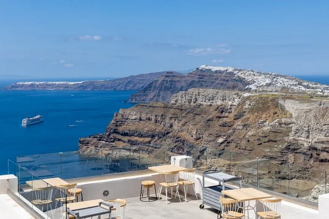 Private Full-Day Highlights of Santorini With Wine Tour - Experiencing the Stunning Caldera Viewpoints
