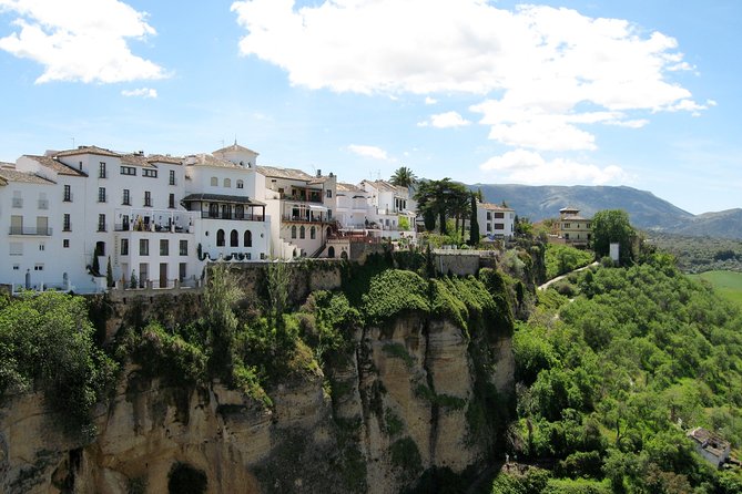 Private Full Day Tour to Ronda From Seville With Hotel Pick up and Drop off - History of Rondas Founding