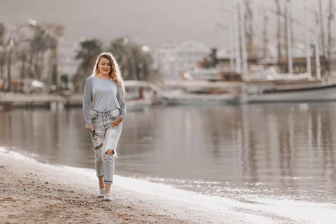 Private Photo Session With a Local Photographer in Datca - Photographers Expertise