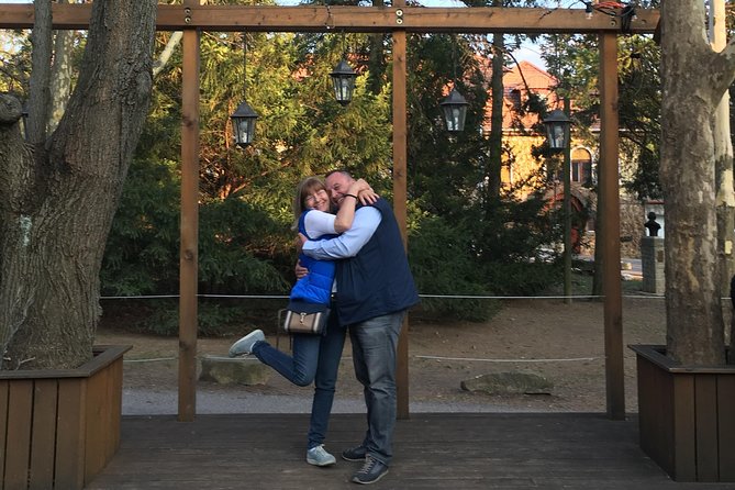 Private Romantic Proposal Tour in Budapest - Scenic Locations