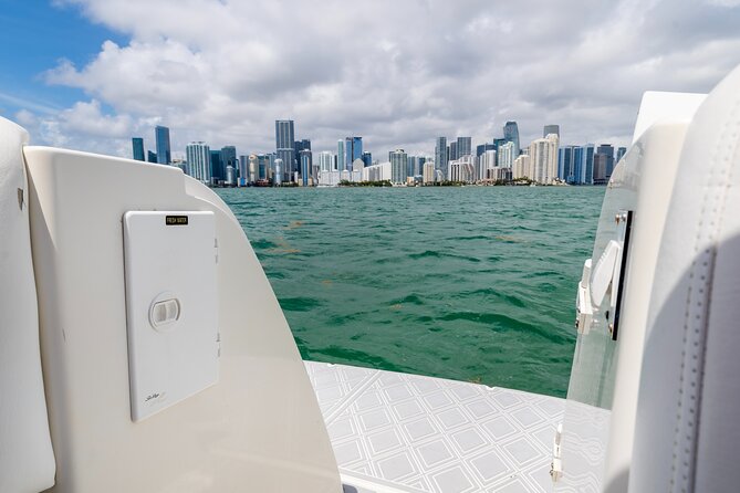 Private Tour for 12 People on a 40 Ft Yacht, Ft Lauderdale Bay - Vessel Specifications