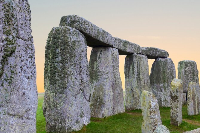 Private Tour to Stonehenge & Avebury From London - Highlights of the Tour