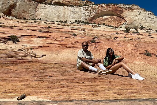 Private Tour to Zion National Park From Las Vegas - Learning About Sandstone Cliffs and Canyons