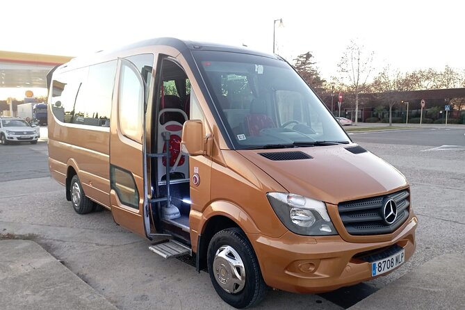 Private Transfer Minibus From Airport Barcelona to Salou - Ask Away