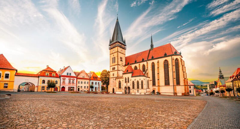 Private Trip From Budapest to Bratislava & Gyor, and Back - Pricing and Payment Options