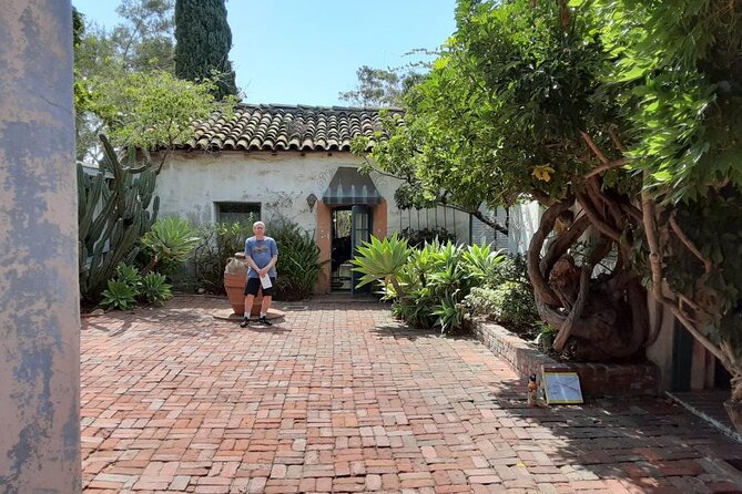 Private Walking Tour of El Pueblo Viejo in Santa Barbara - Exploring the Chumash Legacy