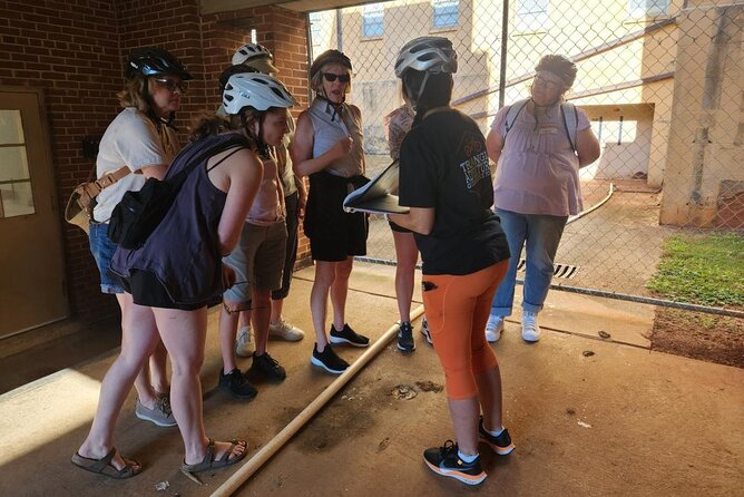 Raleigh Guided E-bike Tour: Ghosts, Mystery, Creepy History - Tour Guides and Their Expertise