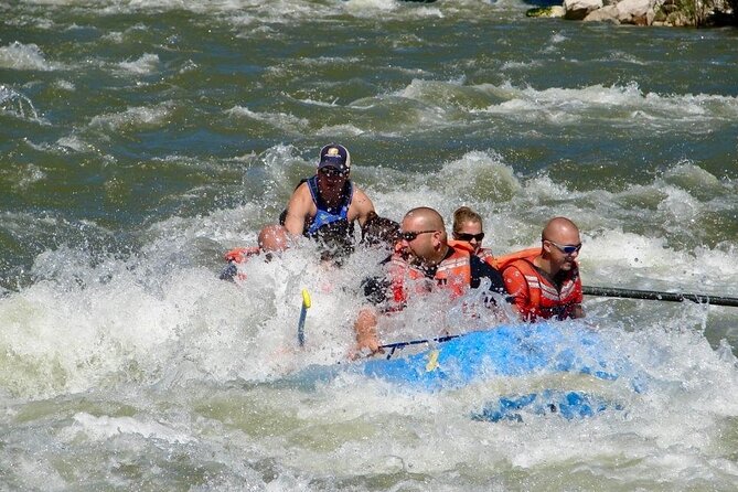 Red Canyon River Trips Review: Adventure Awaits - Group Size and Private Tour Options