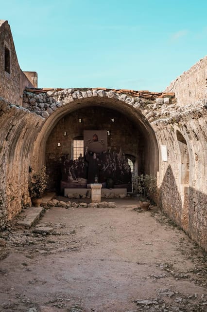 Rethymno: Patsos Gorge, Dam of Potamon, and Arkadi Monastery - Arkadi Monastery: Historical Significance