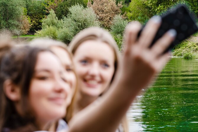 River Boat Tour in Old ŽItna LađA With Drinks - Accessibility Information