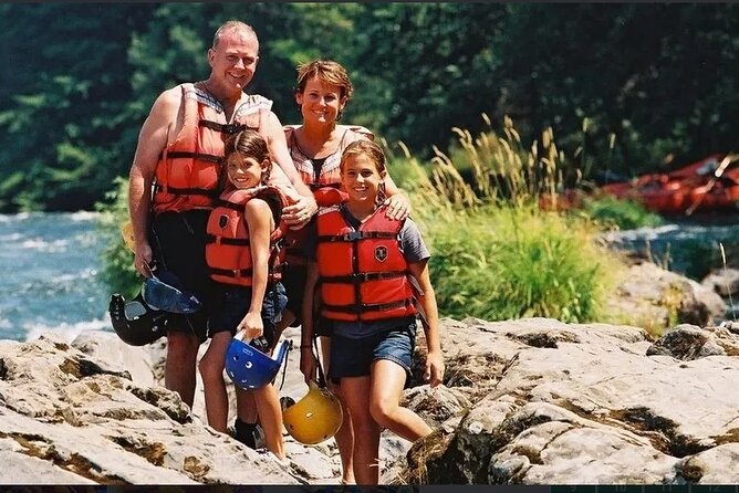 Rogue River Whitewater Rafting Adventure Review - A Diverse Group of Adventurers