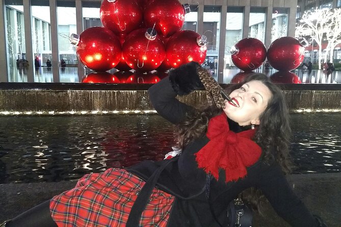 Romantic Christmas Mystery of a Lost Lover in NYC - Tips for an Enchanting Journey