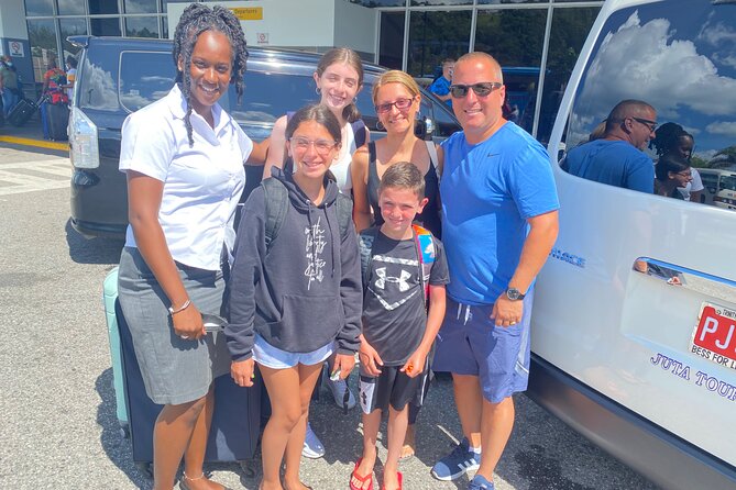 Roundtrip MBJ Airport Transportation to Montego Bay Hotels - About the Operator