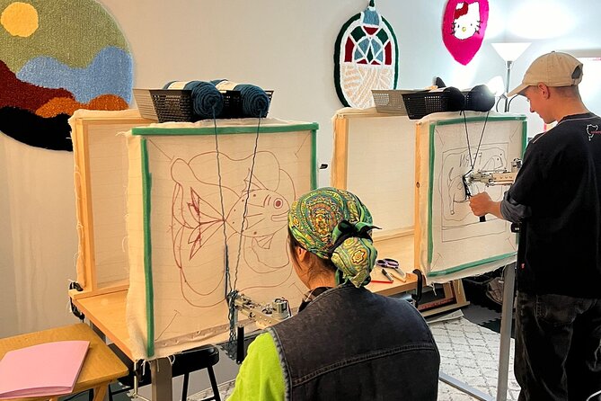 Rug Tufting Workshop - Customizing Your Rug
