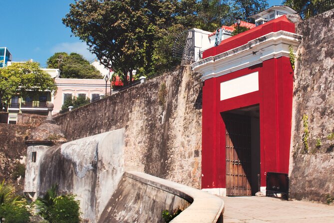 San Juan's Historic Streets Audio Guided Walking Tour - Discovering the Citys Culture