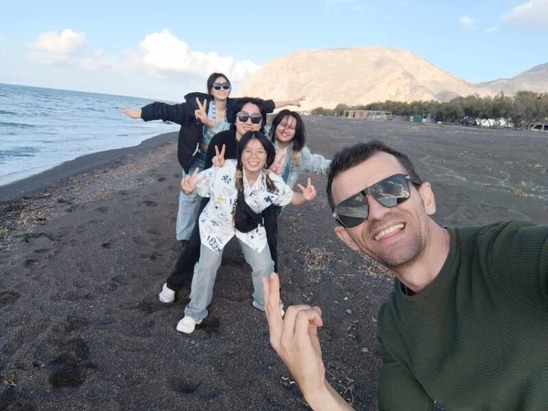 Santorini Highlights Experience - Language Support and Accessibility