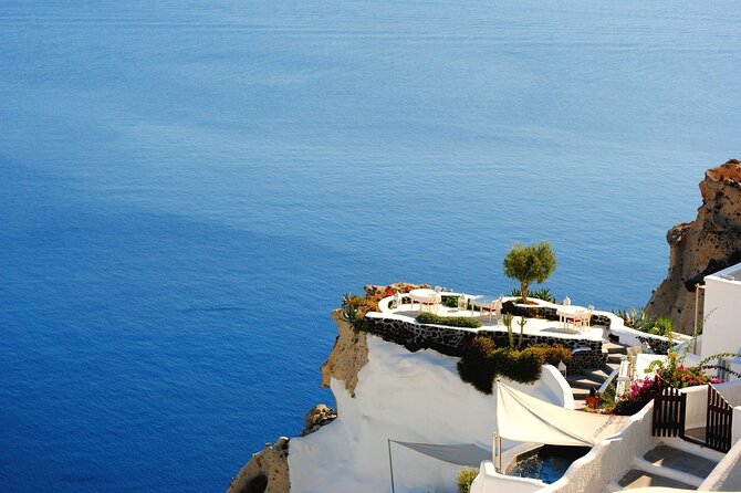 Santorini Highlights Private Tour - Enjoying Local Cuisine