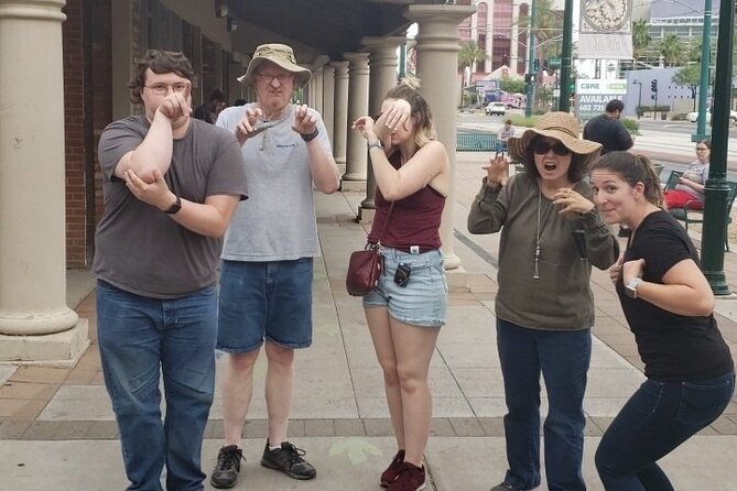 Scavenger Hunt Adventure in Pensacola by Wacky Walks - Accessibility Options
