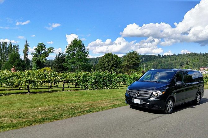 Seattle Wine and Waterfall Luxury Small-Group Day Tour With Lunch - Customer Feedback and Ratings