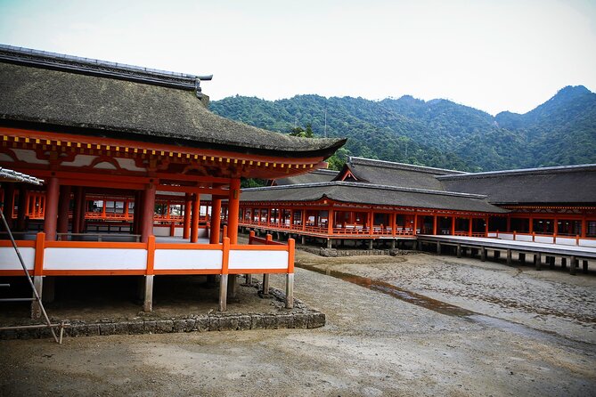 Serenade by the Sea: A Musical Voyage in Miyajima /Tour and Music - Accessibility and Public Transport
