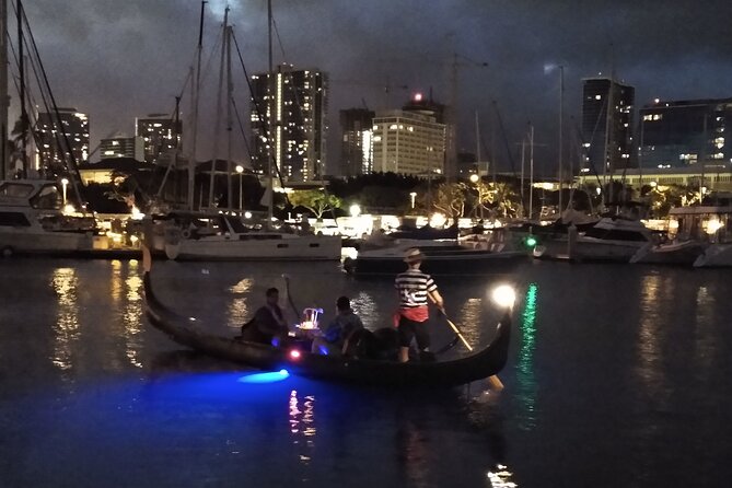 Small Group Venetian Gondola Cruise in Waikiki With Pastries - Arrival and Departure Details