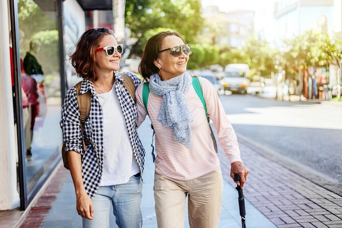 Smartphone-Guided Walking Tour Review: D.C. Sights - Accessibility and Amenities