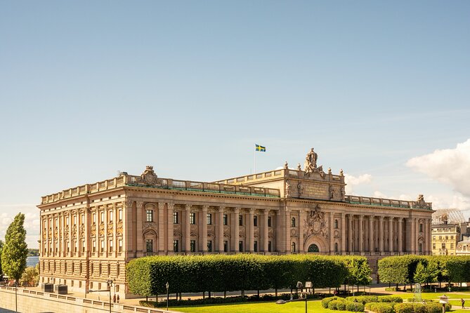 Stockholm Gamla Stan Walking Tour and Djurgården Boat Cruise - Onboard Facilities
