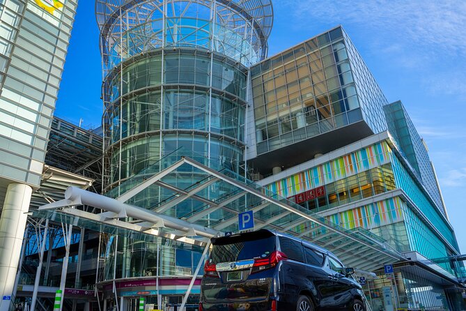 Takamatsu Kansai International Airport Direct Chartered Transfer - Vehicle and Amenities