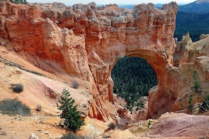 The Beauty of Bryce Canyon National Park: Full-Day Audio Driving Private Tour - Immersive Tour Experience