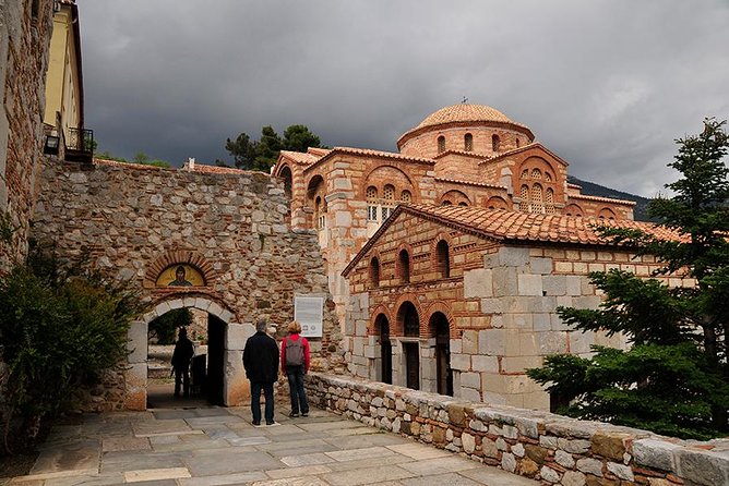 The Nine UNESCO World Heritage Sites of Southern Greece - Meteora Monasteries