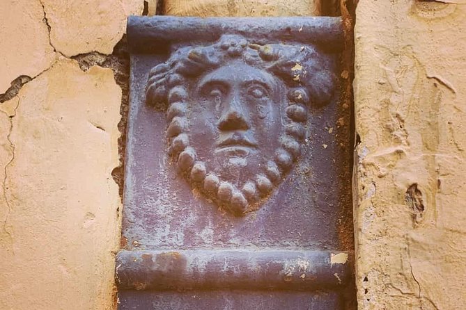 The Secret Valencia: Mysteries, Legends and Curiosities - Supernatural Encounters in Valencia