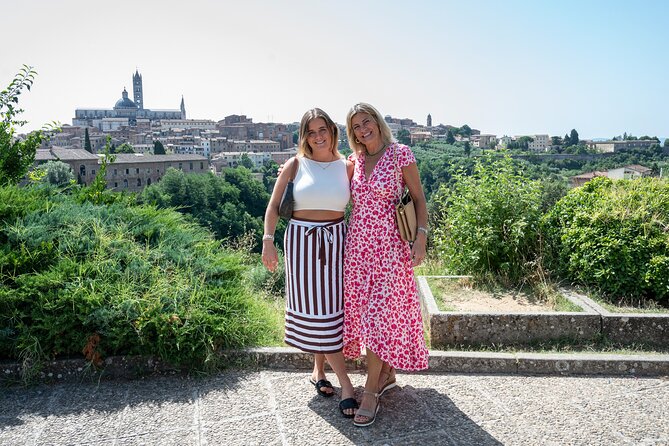 Three Hours Siena Private Walking Tour With Personal Photographer - Exploring Sienas Landmarks
