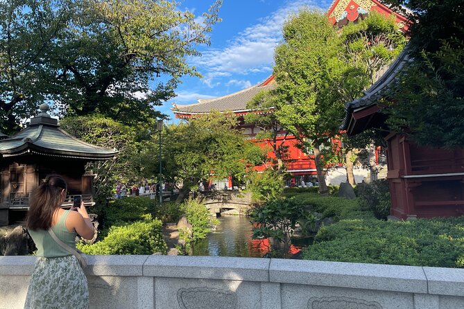 Tokyo: Asakusa Temple Photo Shooting Tour Wearing Kimono - Exploring the Asakusa Neighborhood