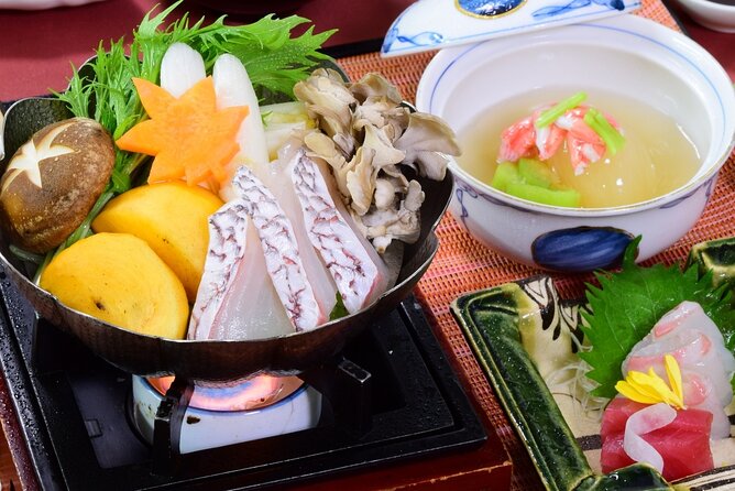 Tokyo Imperial Palace Higashi Gyoen Wellness Tour With Lunch - Wellness Activities in the Garden