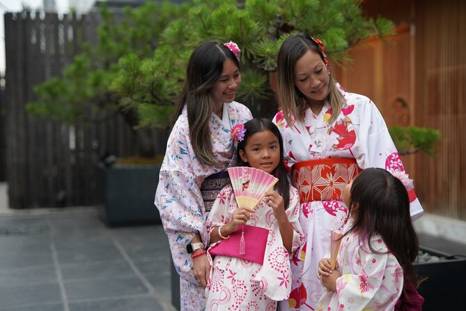Tokyo, Shibuya: Pro Photography in KIMONO / English-friendly - Memorable Photo Keepsakes
