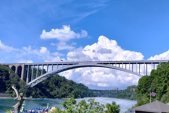 Tour of the Maid of the Mist and Cave of the Winds in Spanish - Reviews and Feedback