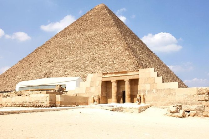 Tour to Giza Pyramids and Egyptian Museum and Citadel and Khan Elkhalili - Accessibility Features