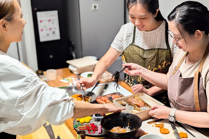Traditional Japanese Home Cooking From a Chef in Shibuya - Bento Box: The Japanese-Style Lunch Box