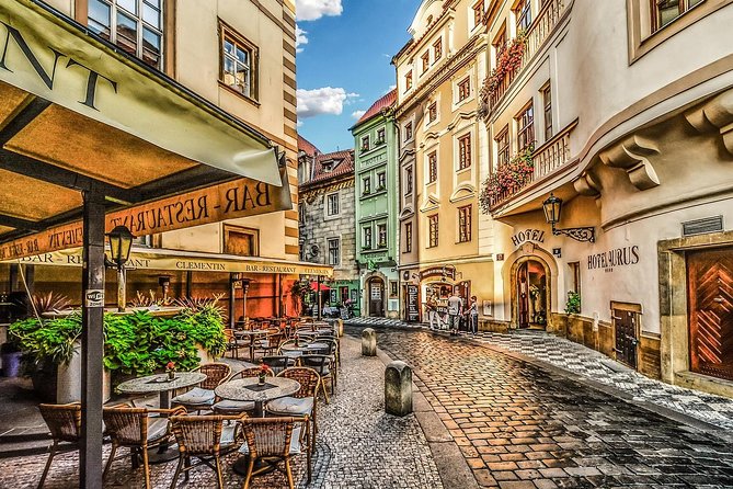 Transfer From Karlovy Vary to Prague: Private Daytrip With 2h for Sightseeing - Customer Reviews and Ratings