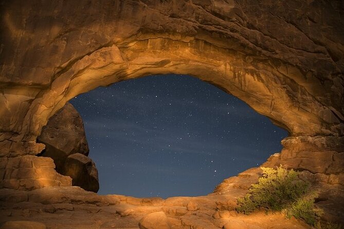 Utah Mighty 5 National Parks: Small Group 5-Day Tour - Exploring Zion National Park