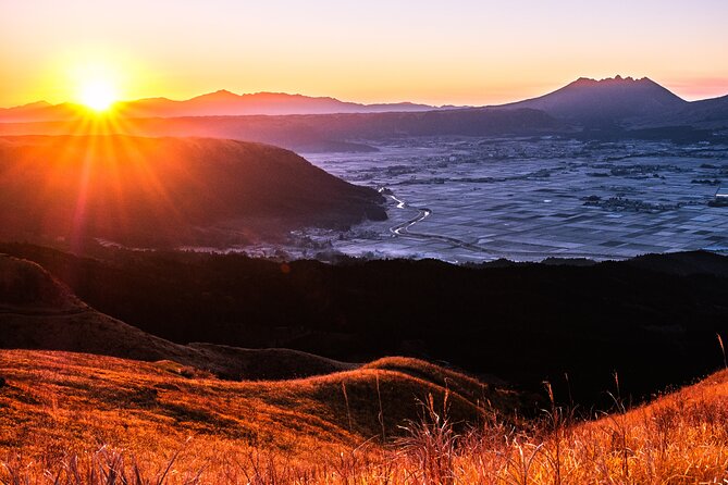 View the Sunrise and Sea of ​​Clouds Over the Aso Caldera - Frequently Asked Questions