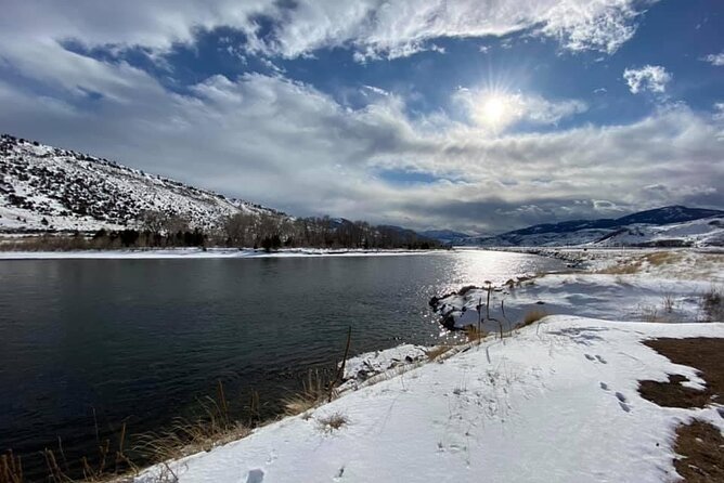 VIP Private North Yellowstone National Park Winter Excursion - Exploring the Wonders of Yellowstone in Winter